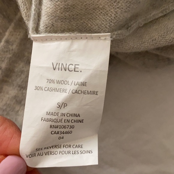 Vince Cashmere Wool V Neck - Picture 7 of 9